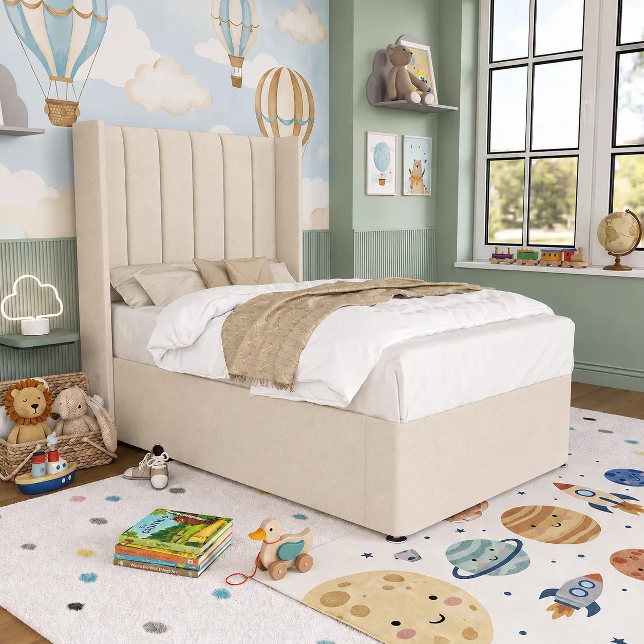 Cream Naples